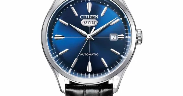 Citizen watches redefines class and comfort.Get your watches crafted with  perfection and fineness. Let Citizen watches resonate your style.